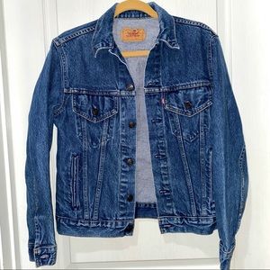 VINTAGE Levis Denim Trucker Jacket 38 R Red Tab 70506-2016 100% cotton USA Made